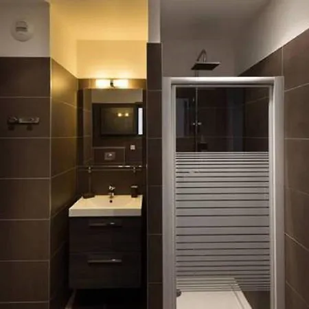 Standing Piscine Vue Порто-Веккьо